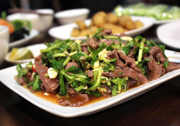 Thịt trâu tươi ngon — ăn thịt trâu đúng cách để rước lợi, bỏ hại